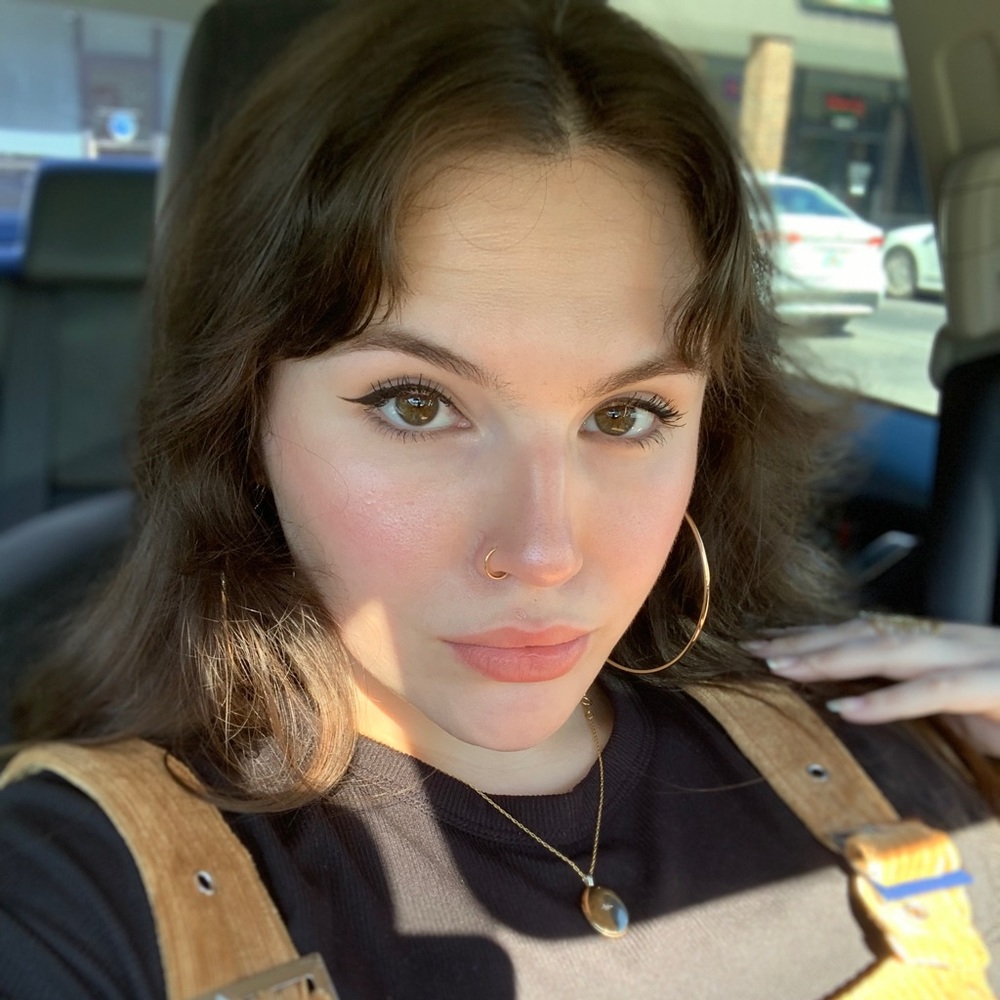 Meet Your Posher, Amanda!